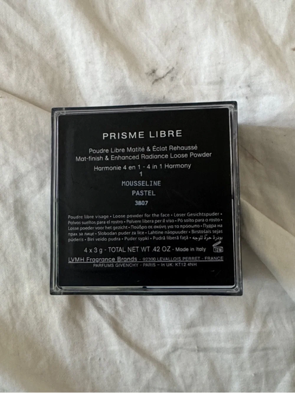 Givenchy Prisme Libre powder, number one mousseline pastel original formula